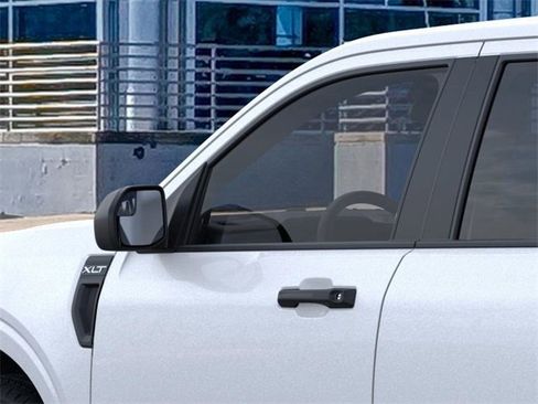 New 2025 Ford Maverick XLT image 21