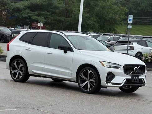 Certified 2023 Volvo XC60 B6 Ultimate w/ Protection Package Premier AWD/4WD image 1