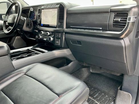 Used 2024 Ford F250 Lariat w/ Lariat Ultimate Package AWD/4WD image 24