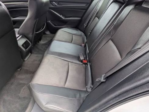 Used 2020 Honda Accord Sport image 21