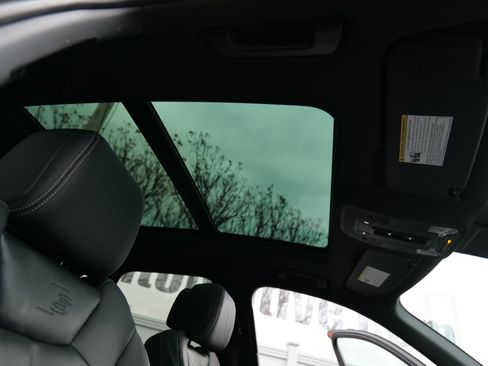 Used 2019 Audi Q3 2.0T Premium Plus w/ Premium Plus Package image 39