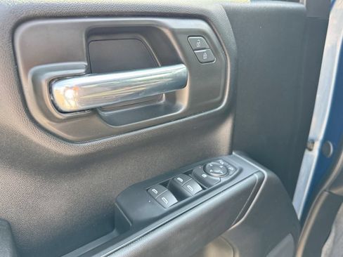 Used 2024 Chevrolet Silverado 1500 Custom AWD/4WD image 19