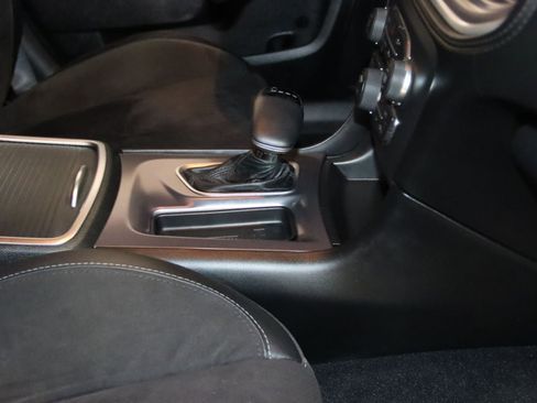Used 2020 Dodge Charger Scat Pack RWD image 70
