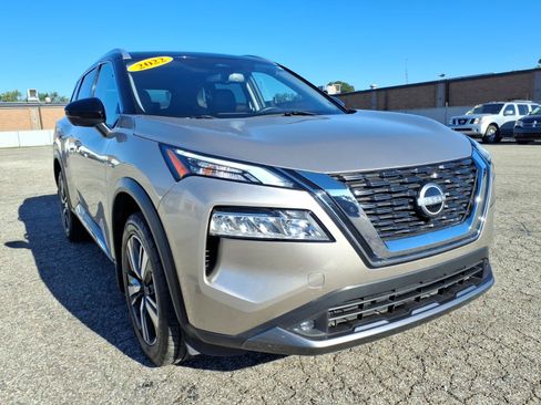 Certified 2022 Nissan Rogue SL AWD/4WD image 3