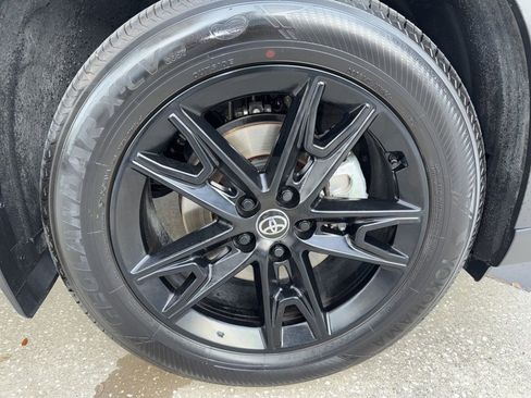 Used 2025 Toyota Grand Highlander AWD image 47