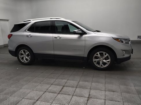 Used 2018 Chevrolet Equinox Premier AWD/4WD image 11