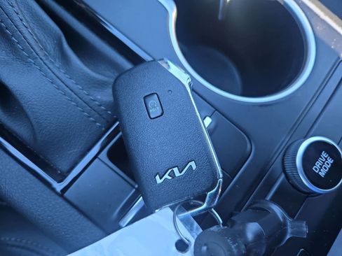 Used 2022 Kia K5 GT-Line image 33