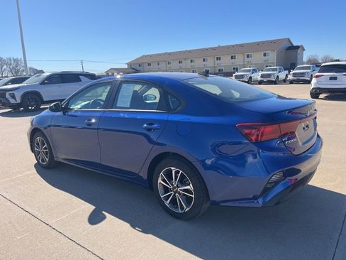 Used 2023 Kia Forte LXS image 5