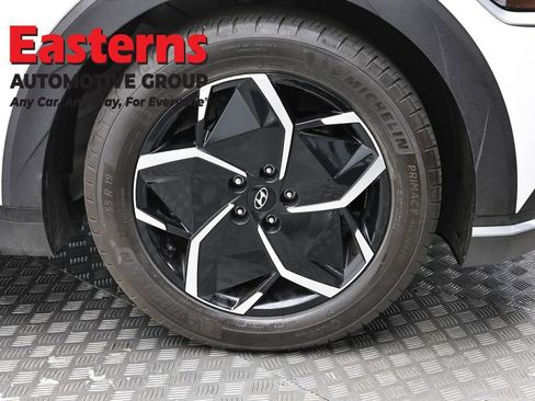 Used 2024 Hyundai Ioniq 5 SE RWD image 30