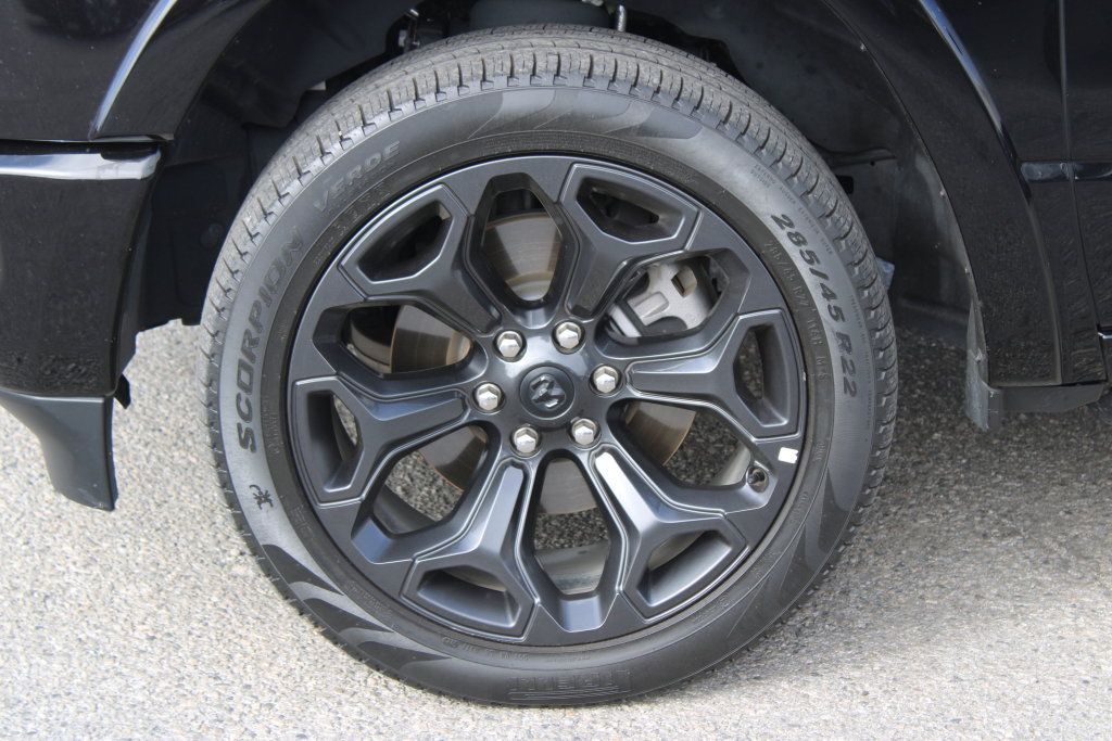 Used 2024 RAM 1500 Limited AWD/4WD image 8