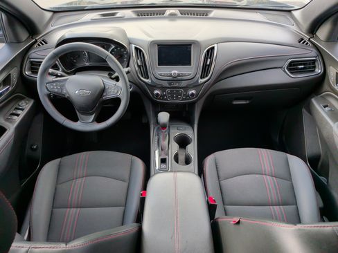 Used 2023 Chevrolet Equinox RS image 28