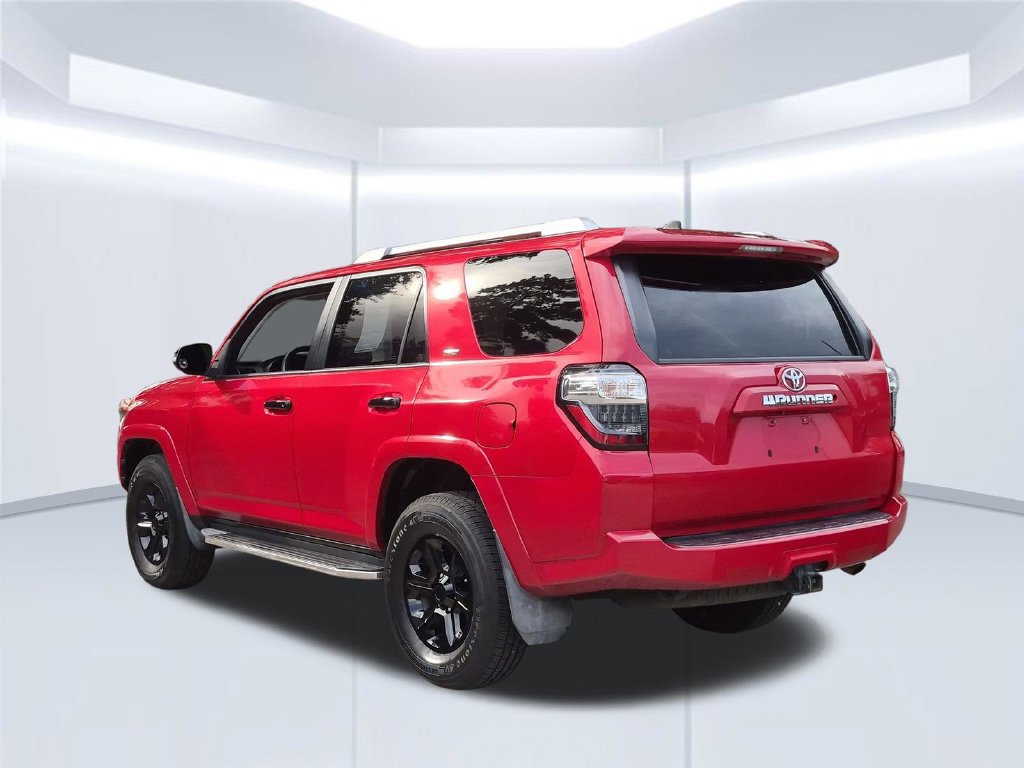 Used 2018 Toyota 4Runner SR5 Premium AWD/4WD image 3
