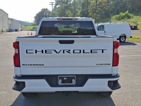 Used 2020 Chevrolet Silverado 1500 Custom w/ Custom Value Package image 6