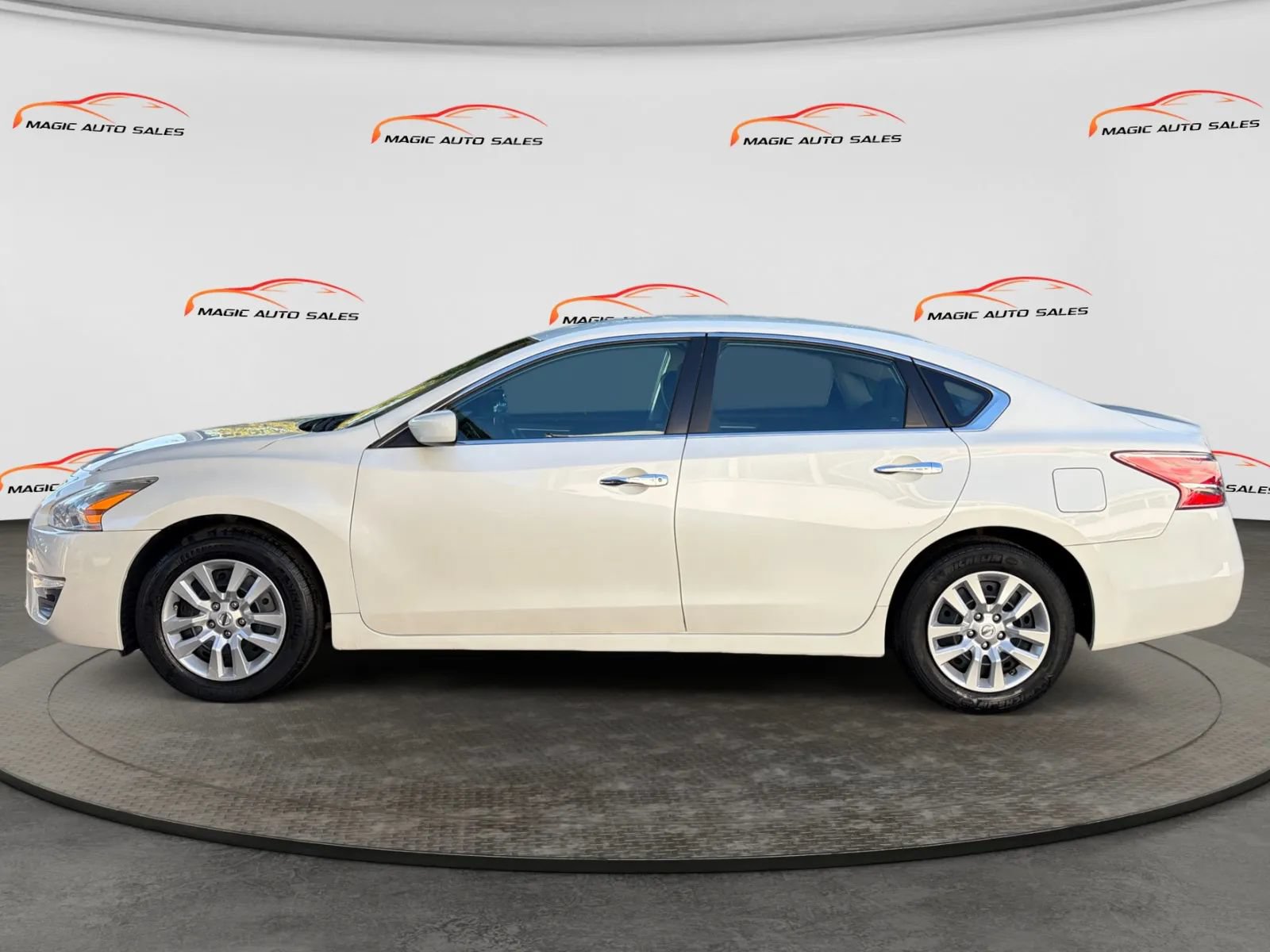 Used 2014 Nissan Altima 2.5 S FWD image 7