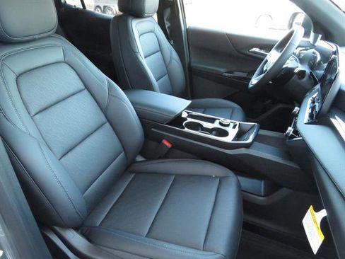 New 2026 Chevrolet Equinox LT w/ Convenience Package II image 20