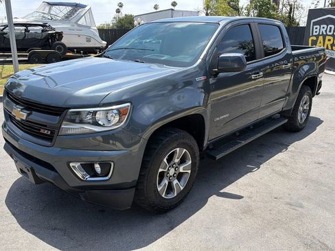 Used 2017 Chevrolet Colorado Z71 AWD/4WD image 4