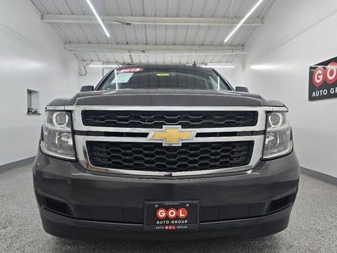Used 2018 Chevrolet Tahoe LT image 2