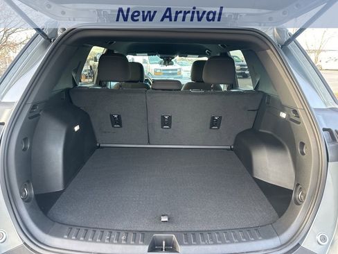 Certified 2025 Chevrolet Equinox LT image 10