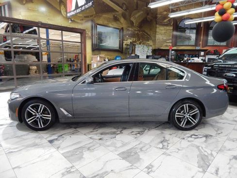 Used 2022 BMW 530i xDrive image 10