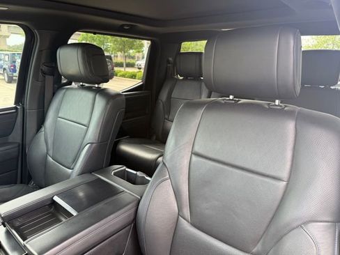 Used 2023 Toyota Tundra Platinum AWD/4WD image 15