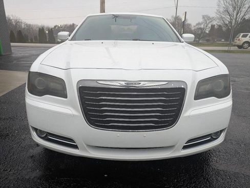 Used 2014 Chrysler 300 S image 9