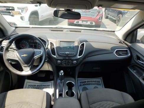 Used 2018 Chevrolet Equinox LT AWD/4WD image 16
