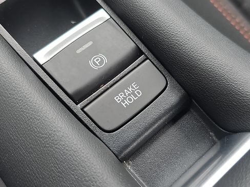 Certified 2023 Honda HR-V Sport image 29