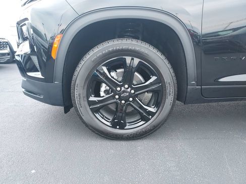 New 2027 Chevrolet Traverse LT w/ Midnight/Sport Edition AWD/4WD image 10