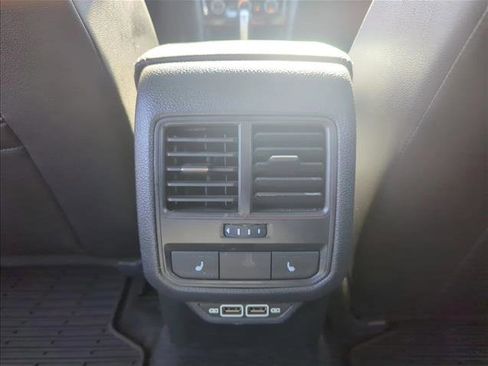 Used 2020 Volkswagen Passat 2.0T SEL image 15