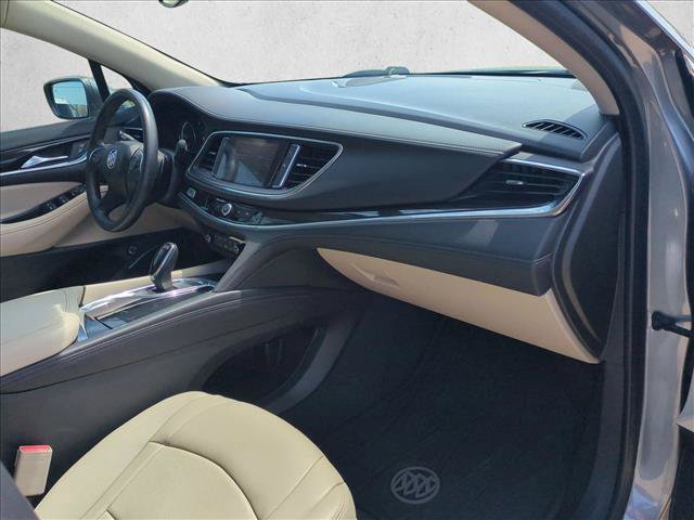 Used 2020 Buick Enclave Essence w/ Sound and Sites Package FWD image 22