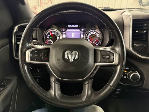 Used 2021 RAM 1500 Big Horn image 14