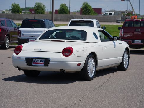 Used 2002 Ford Thunderbird RWD image 3