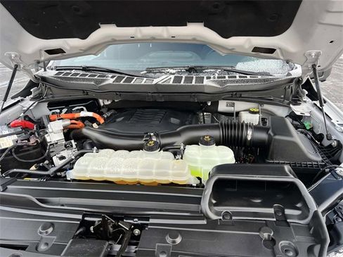 Certified 2023 Ford F150 XLT w/ Equipment Group 302A High image 11