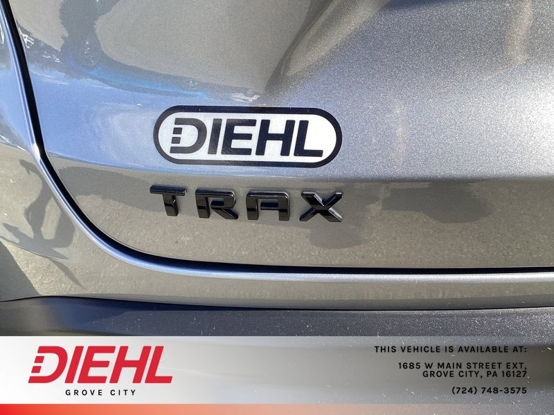 Used 2025 Chevrolet Trax RS w/ Driver Confidence Package FWD image 11