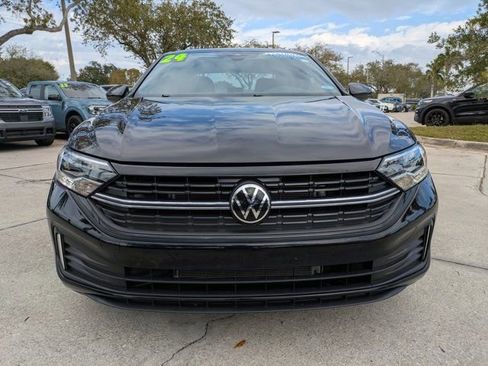 Used 2024 Volkswagen Jetta Sport image 8