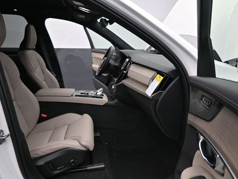 New 2026 Volvo XC90 B6 Ultra w/ Lounge Package AWD/4WD image 14