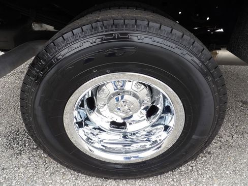 Used 2023 RAM 3500 Tradesman w/ Chrome Appearance Group image 37