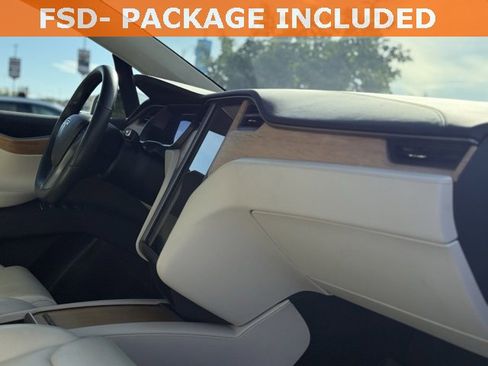 Used 2018 Tesla Model X 100D image 10