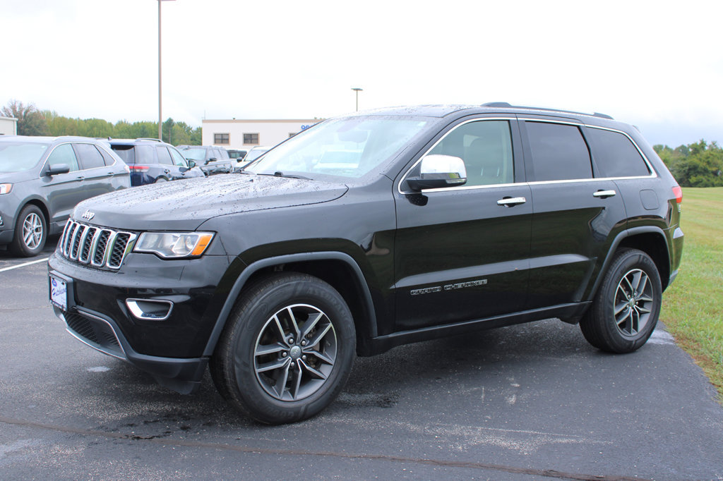 Used 2017 Jeep Grand Cherokee Limited AWD/4WD image 3