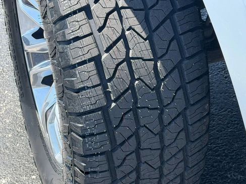 Used 2020 RAM 1500 Laramie AWD/4WD image 6