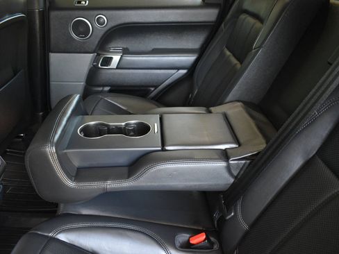 Used 2019 Land Rover Range Rover Sport HSE AWD/4WD image 15