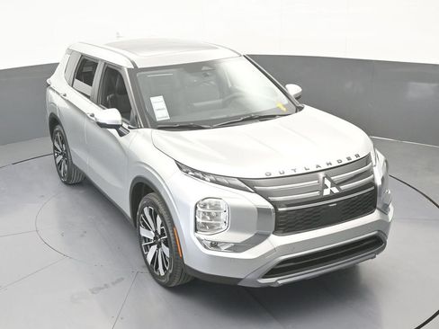 New 2026 Mitsubishi Outlander SE image 55