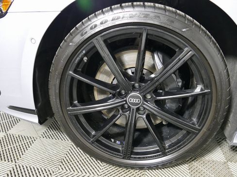 Used 2023 Audi A8 L 3.0T w/ Executive Package image 9