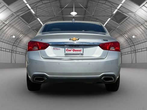 Used 2019 Chevrolet Impala Premier FWD image 6