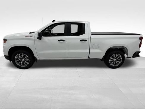 Certified 2025 Chevrolet Silverado 1500 W/T w/ WT Value Package AWD/4WD image 3