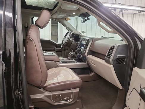 Used 2019 Ford F150 Limited AWD/4WD image 3