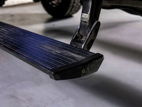 Used 2016 Ford F250 Platinum w/ FX4 Off-Road Package image 45