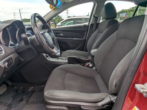 Used 2011 Chevrolet Cruze LT FWD image 10