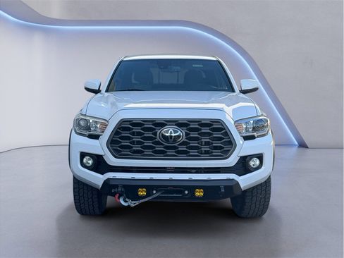 Used 2021 Toyota Tacoma TRD Off-Road w/ Technology Package AWD/4WD image 2