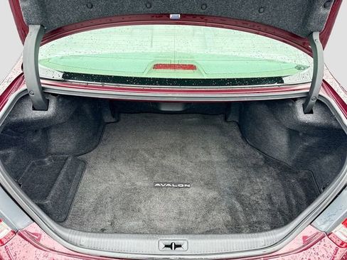 Used 2005 Toyota Avalon Limited image 26